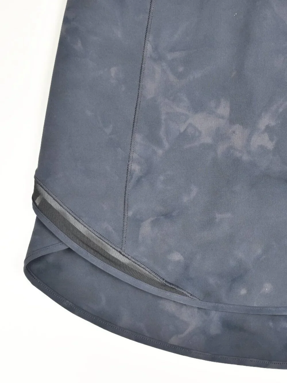 Lululemon Hotty Hot High-Rise Skirt in Diamond Dye Pitch Grey - 6